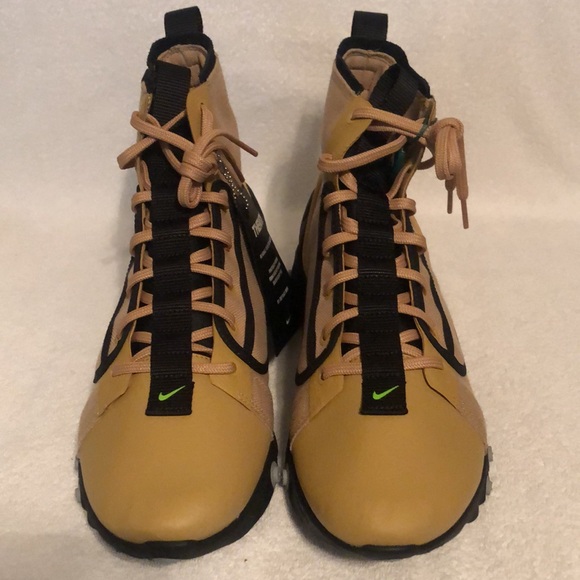 Nike React Ianga Club Gold . Size 10.5 main image 4